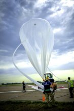 商业太空之旅:搭乘气球翱翔10万英尺高空