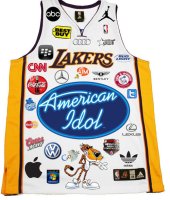 萧华:NBA球衣必将印制广告